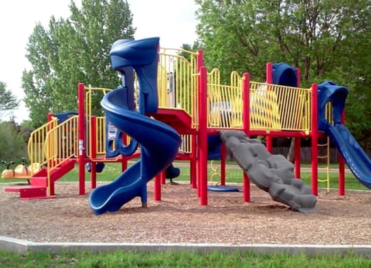 Cedar Ridge_Outdoor Playground