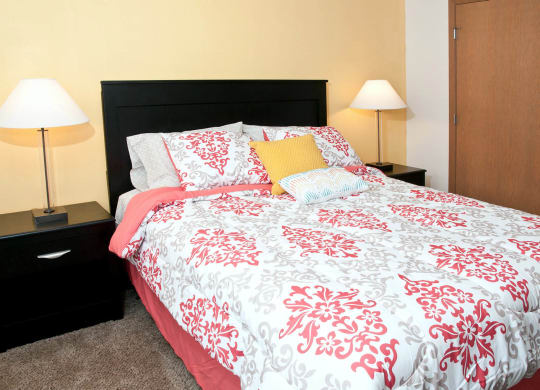 Cedar Ridge_Model Apartment Bedroom