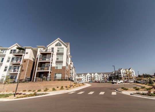 Dominium-Centennial Crossings-Exterior