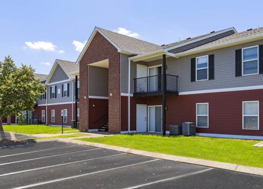 Parking Lot at Chariot Pointe Apartments, Tennessee, 37130