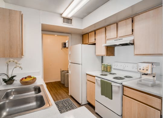 Dominium-Crossings at Cape Coral-Virtually Staged Kitchen