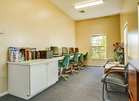 Dominium-Crossings at Cape Coral-Business Center
