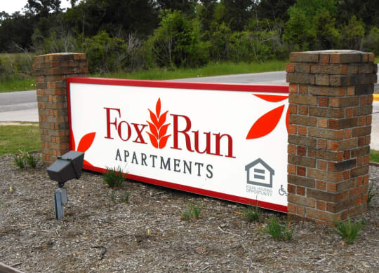 Fox Run_Exterior Monument