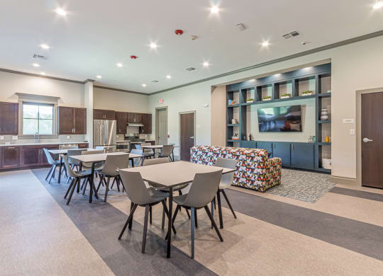Dominium-Franklin Park-Activity Center