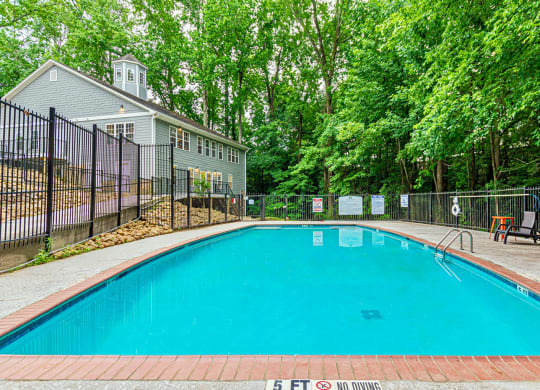 Dominium-Fulton Pointe-Pool