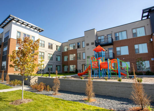 Grand Central Flats_Courtyard
