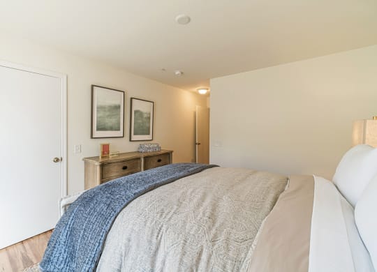 Bedroom at Groves of Lawrenceville, Lawrenceville, GA 30046
