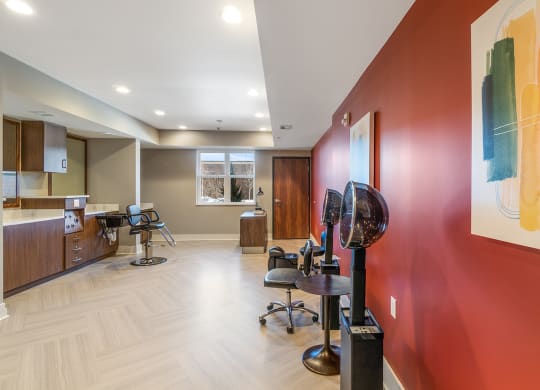 Salon at Harbor at Twin Lakes 55+ Apartments, Roseville, Minnesota