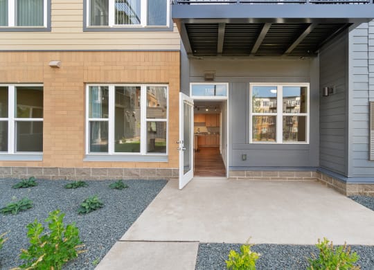 Dominium-Hilltop at Signal Hills-Apt Patio
