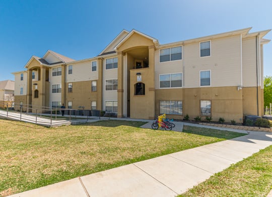 Dominium-Kinwood-Exterior