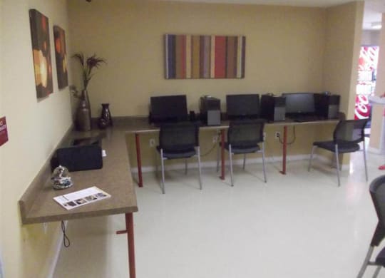 La Promesa_Business Center Interior