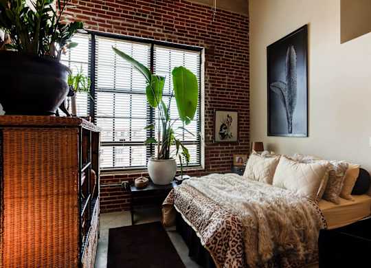 Leather Trades_Model Bedroom