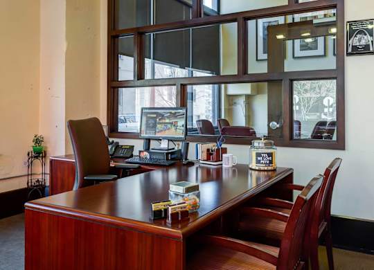 Leather Trades_Leasing Office Interior