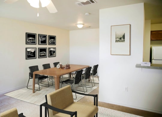 Dining Room at Madison Pointe Apartments, Texas