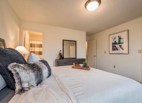 Master Bedroom at MeadowView Townhomes, Ohio, 45122