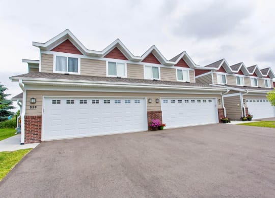 Medina Townhomes_Property Exterior