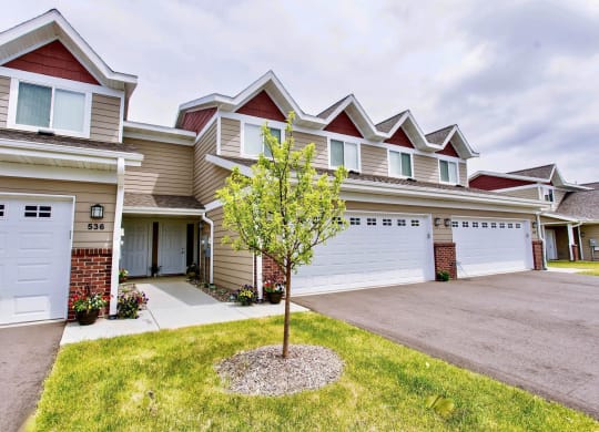 Medina Townhomes_Property Exterior