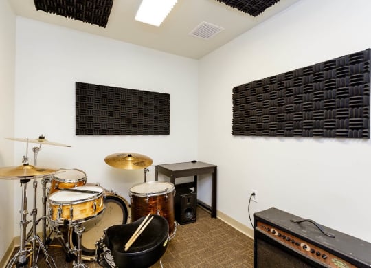 Studio Room
