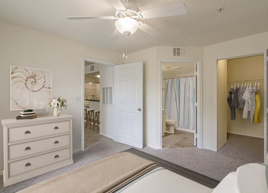 Dominium-Nassau Bay-Bedroom