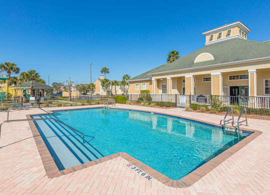 Dominium-Oak Meadows-Pool