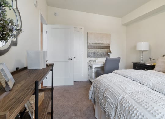 Bedroom at Oaks Landing 55+ Apartments, New Brighton, MN 55112