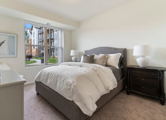 Bedroom at Oaks Landing 55+ Apartments, Minnesota