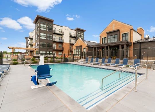 Dominium-Oasis at Twin Lakes-Pool