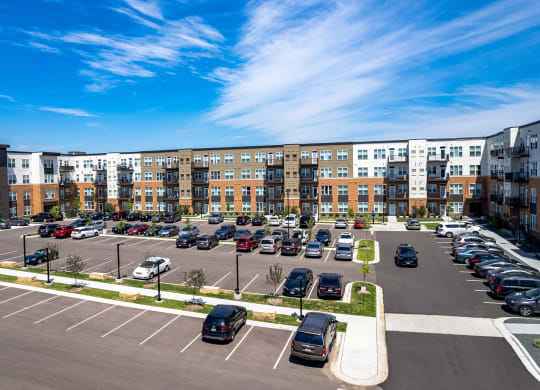 Dominium-Oasis at Twin Lakes-Exterior