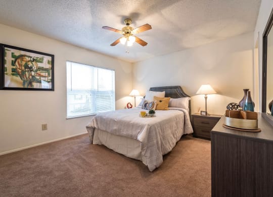 Bedroom With Ceiling Fan at Olive Branch Townhomes, Batavia, 45103