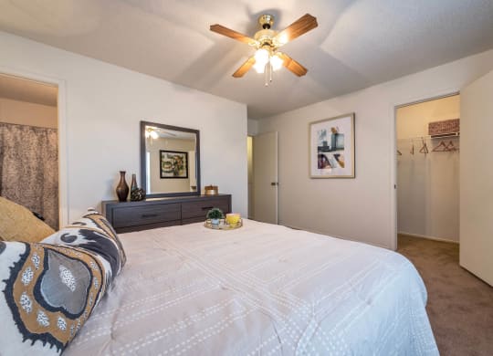 Bedroom With Closet at Olive Branch Townhomes, Batavia, OH 