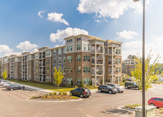 Dominium-Preserve at Peachtree Shoals-Exterior