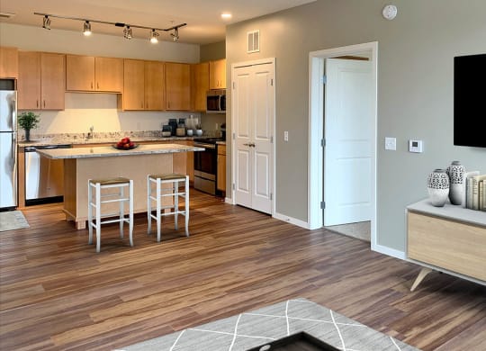 Living Room at Preserve at Shady Oak Apartments, Minnesota, 55343