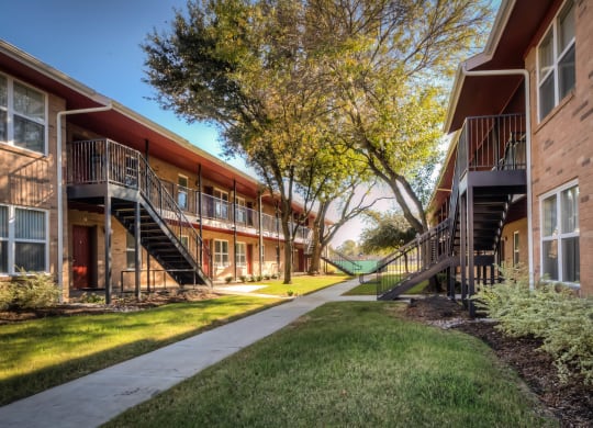 Silver Glen_Property Exterior