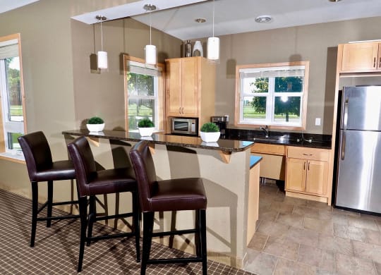 Dominium-Somerset Properties-Community Kitchen