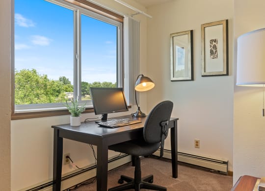 Dominium-Somerset Properties-Office Nook