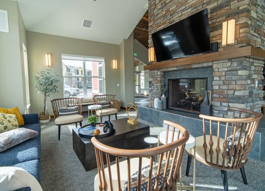 Dominium-South Range Crossings-Community Room