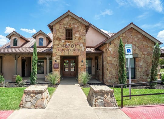 Leasing Office Exterior at Stoneridge Apartments, Pflugerville