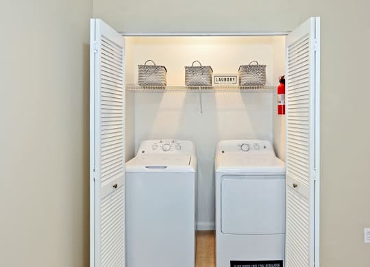 Washer Dryer at Vermillion Apartments, Houston, TX