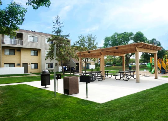 Village Green_Picnic Pavilion