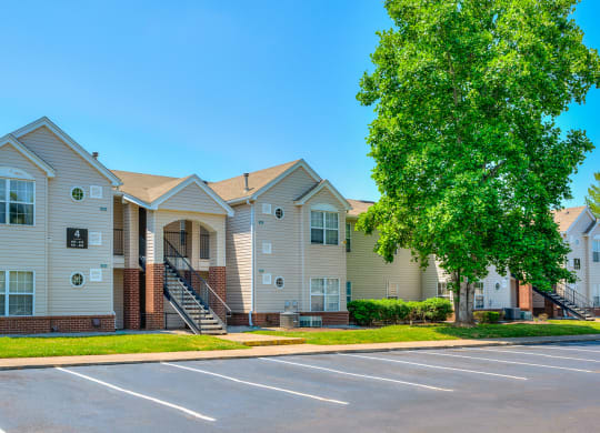 Dominium-Willow Creek-Exterior