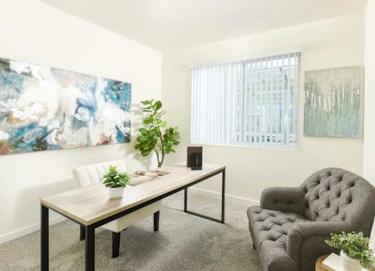 Dominium_67 Flats_Den.jpg