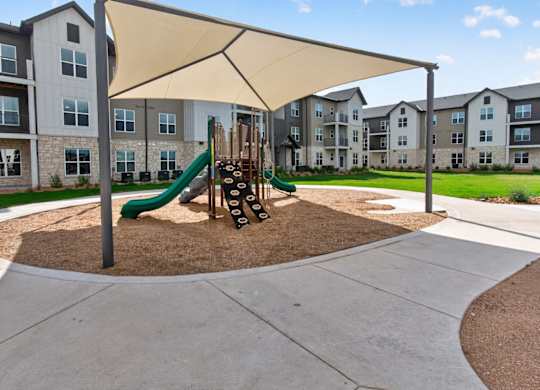 Dominium_Anson Crossing_Playground_9285