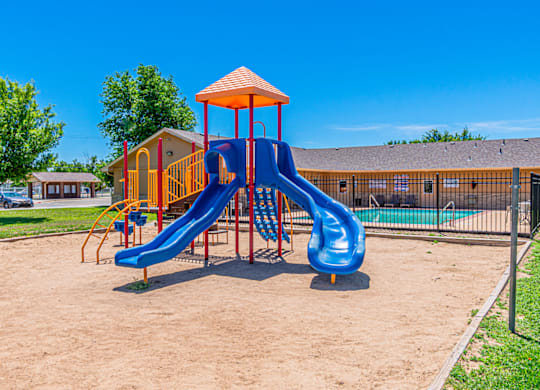 Dominium_Cathys Pointe_Play Area.png