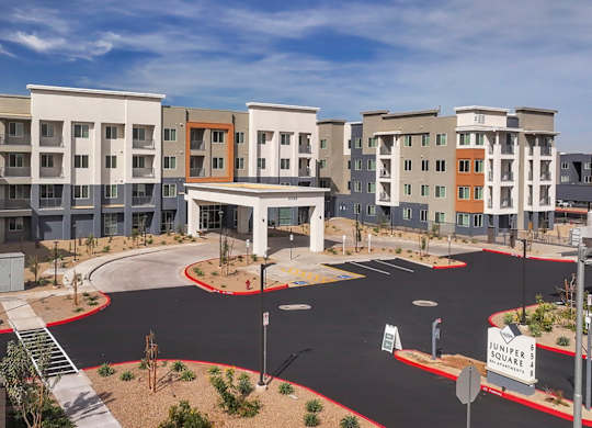 A modern apartment complex named Tunper Square is shown in the image.