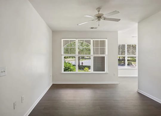 Unfurnished Living Area at Magnolia Pointe, North Carolina