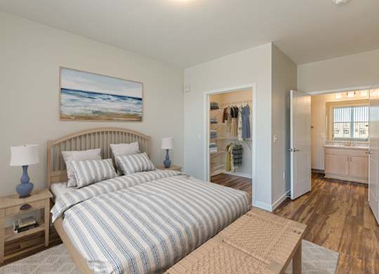 Dominium_Maison_Staged Bedroom 3.jpg