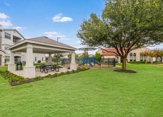 Lush Green Landscape at Mission at Baytown, Baytown, 77521