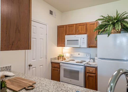 Kitchen at Mission at Baytown, Baytown, TX 77521
