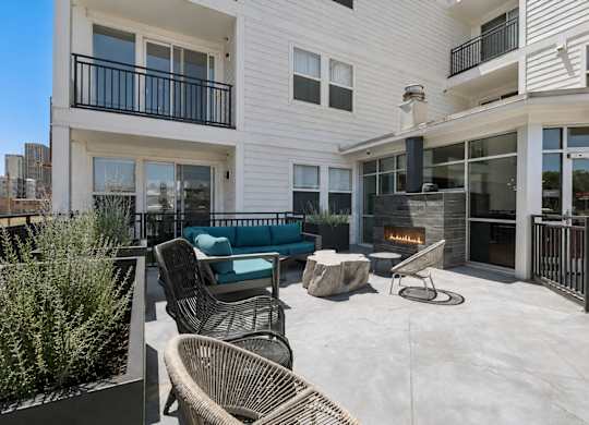 Dominium_Park Avenue West_Patio FirePlace Lit