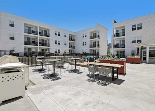 Dominium_Park Avenue West_Rooftop1